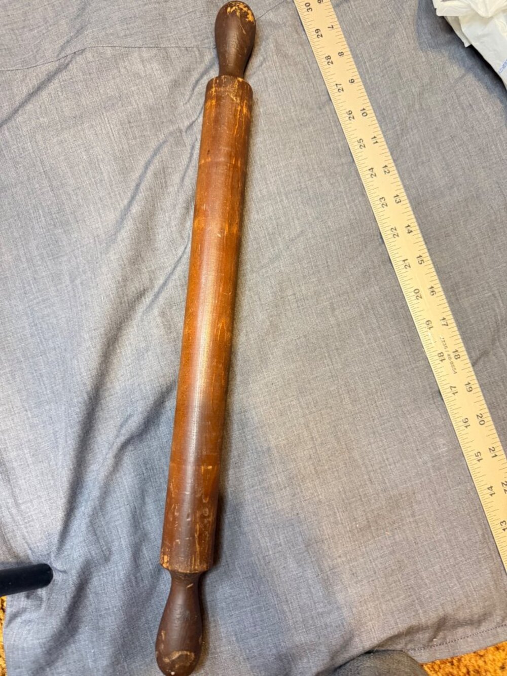 Vtg Solid Wood One-Piece Rolling Pin 20" Knob Ends Farmhouse Primitive - Picture 3 of 5